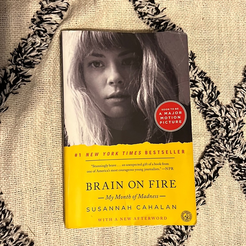 Brain on Fire Susannah Cahalan paperback book